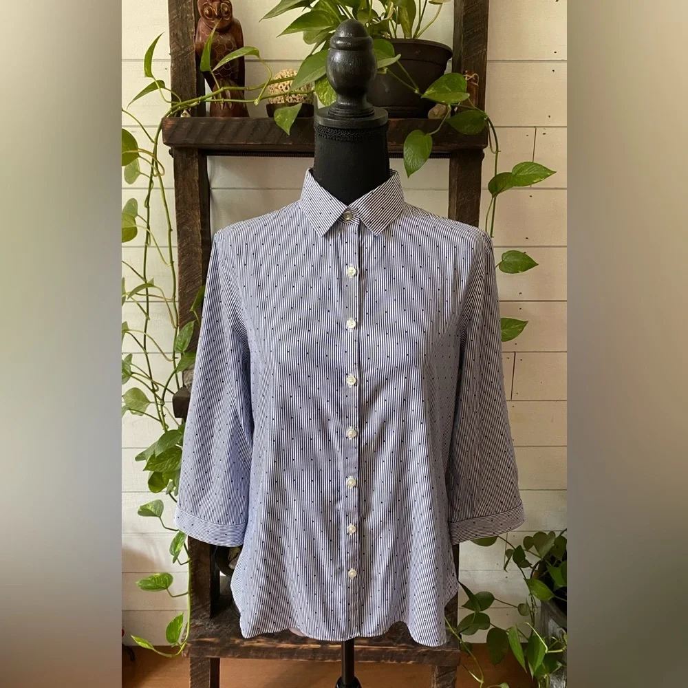 Land’s End Pin Stripe with Polka Dots Button Down Shirt